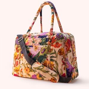 Powder UK Luxe Weekender velvet bag/Cream Posy w/detachable shoulder strap-NWT